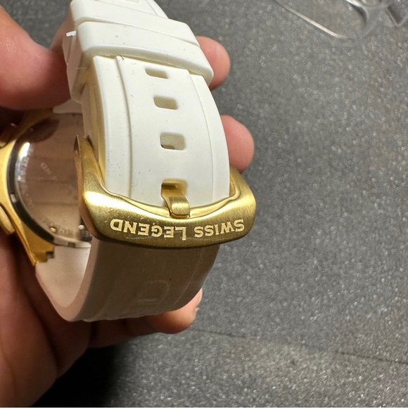 Swiss Legend Maverick Chronograph Diver Watch Gold Bezel White Dial/band Working - Picture 5 of 8